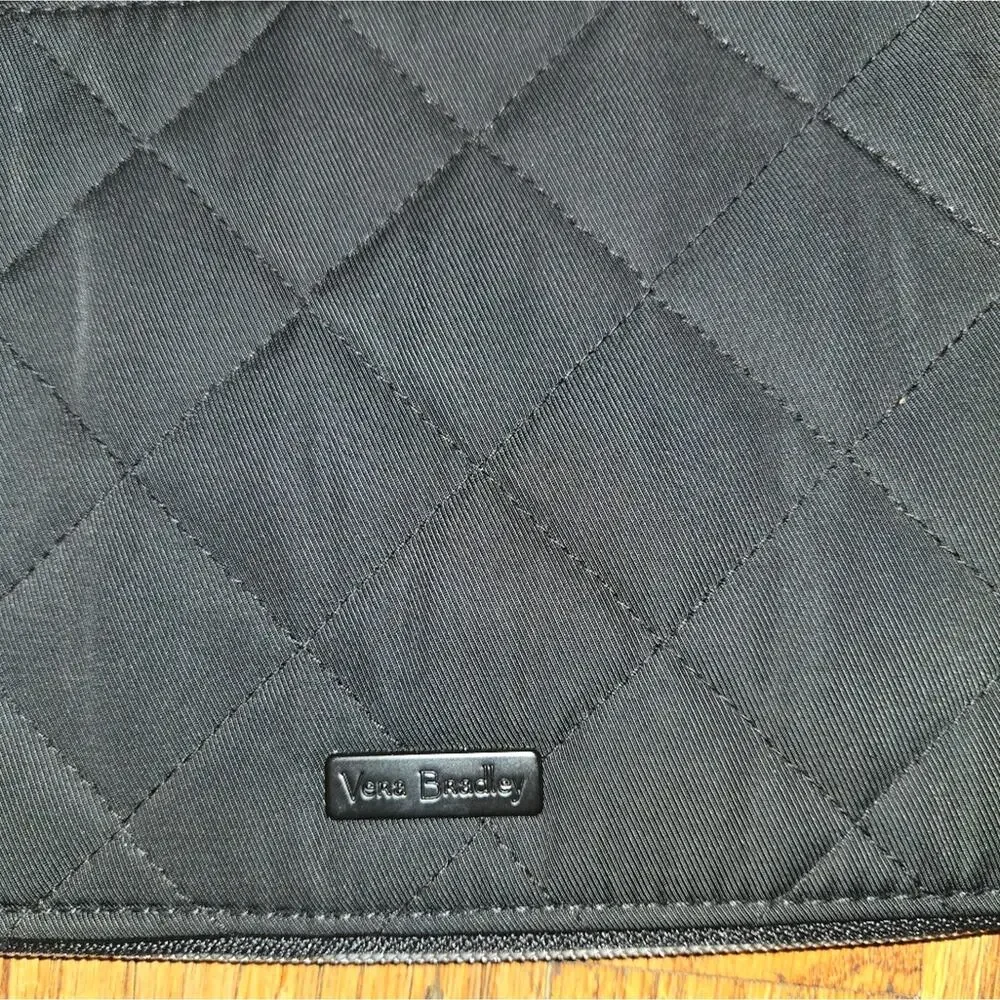 Vera Bradley on the go‎ wristlet in black. Nice condition